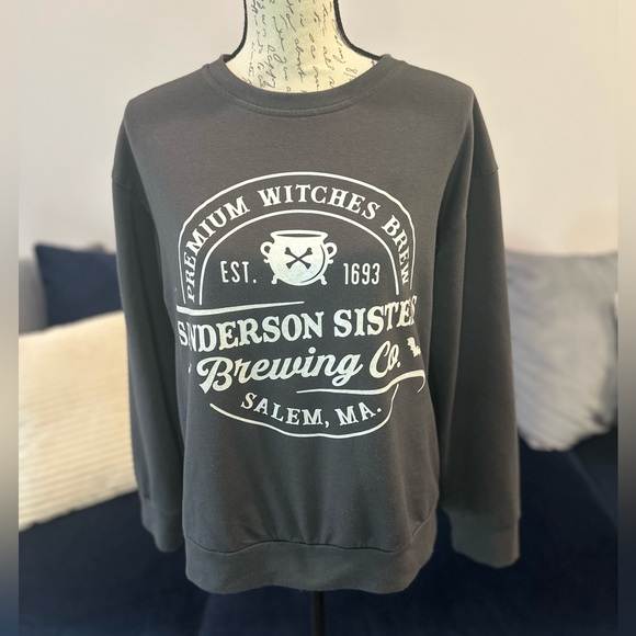 Tops - Sanderson Sisters Brewing Co